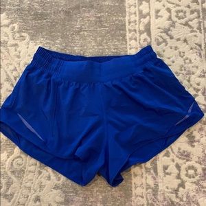 Lululemon Hotty Hot Short *2.5’